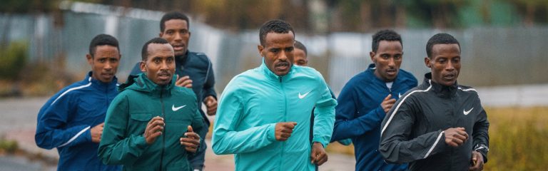 Cara Latihan untuk Maraton: Tip Larian Maraton